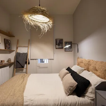 Muari - 2 Bedrooms In Eixample Esquerra Appartement *